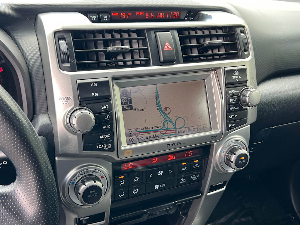 Thumbnail: 2011 Toyota 4Runner - 14