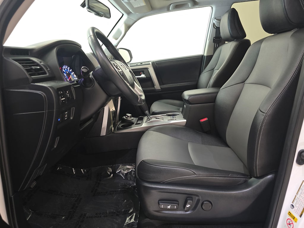 Thumbnail: 2019 Toyota 4Runner - 11