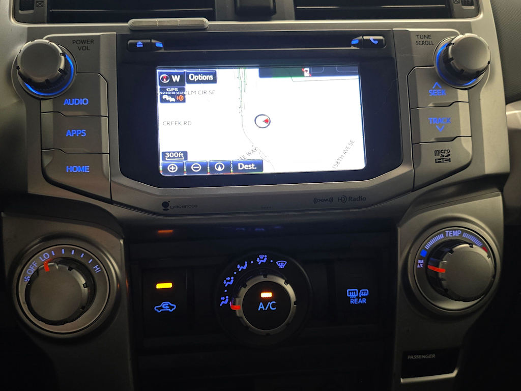 Thumbnail: 2019 Toyota 4Runner - 23