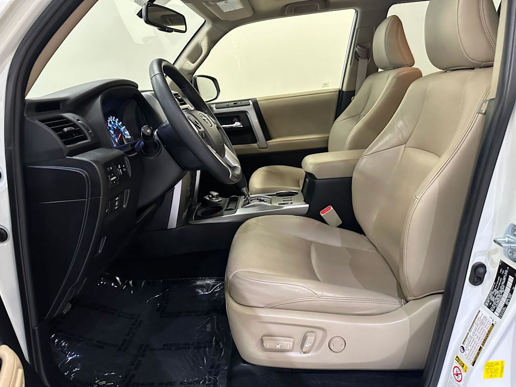Thumbnail: 2019 Toyota 4Runner - 10