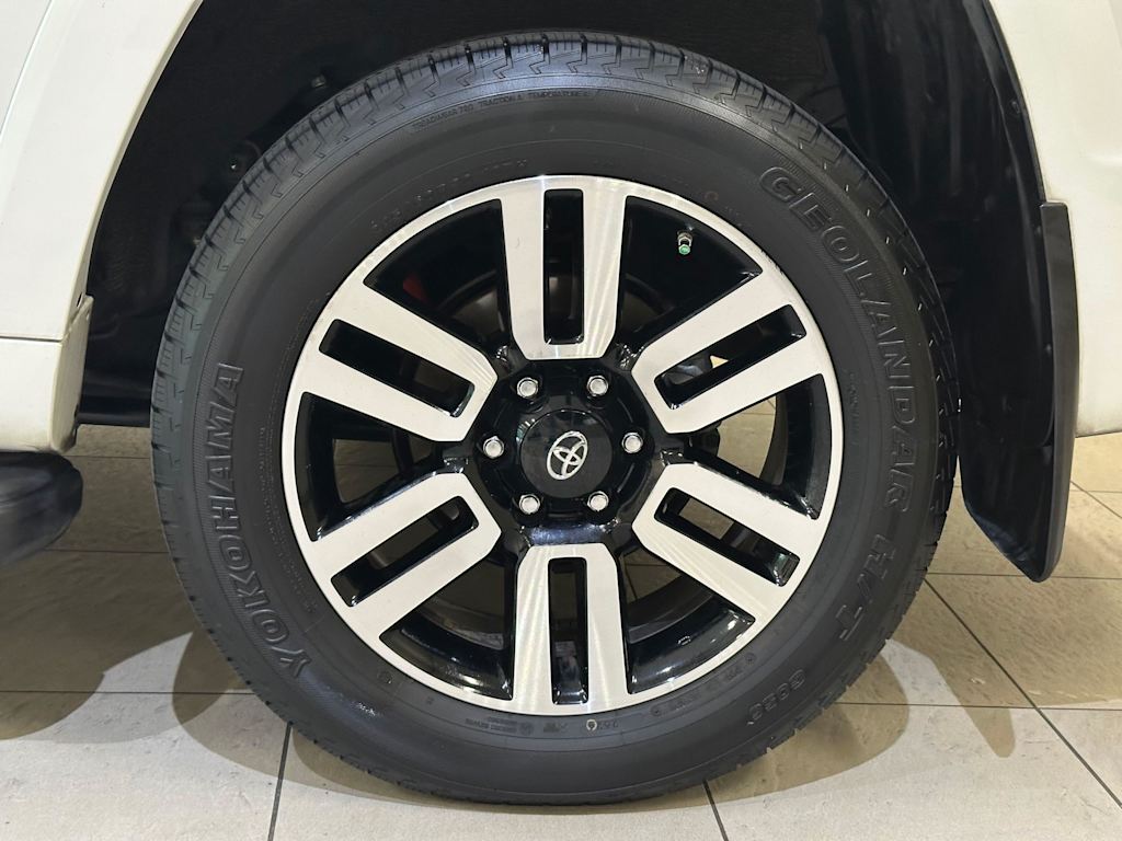 Thumbnail: 2019 Toyota 4Runner - 7