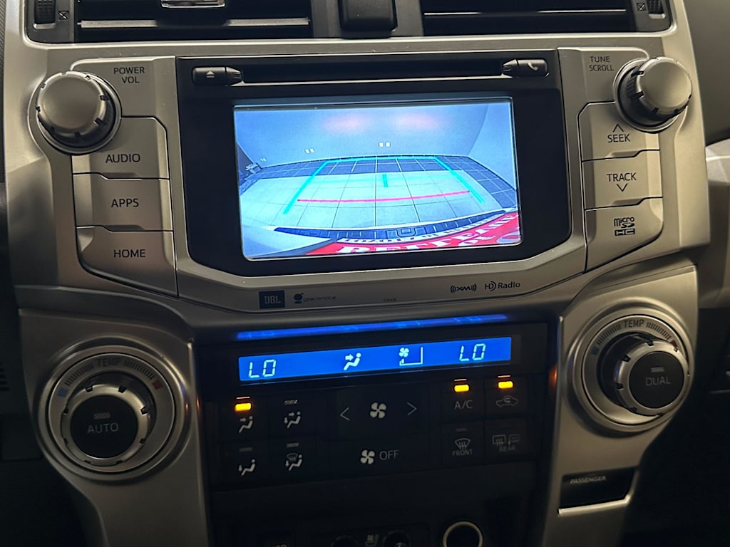 Thumbnail: 2019 Toyota 4Runner - 15