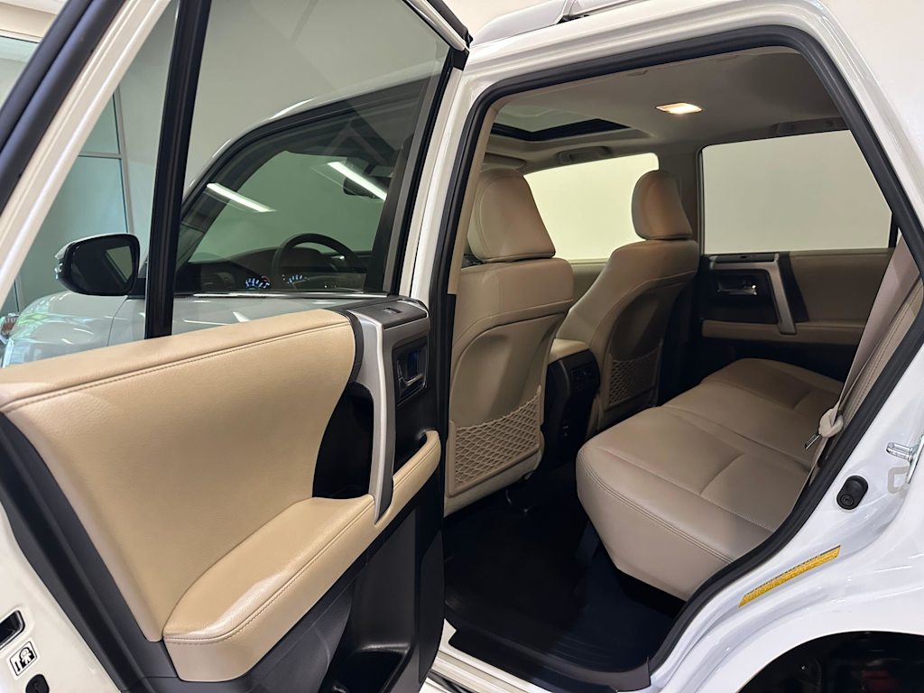 Thumbnail: 2019 Toyota 4Runner - 28