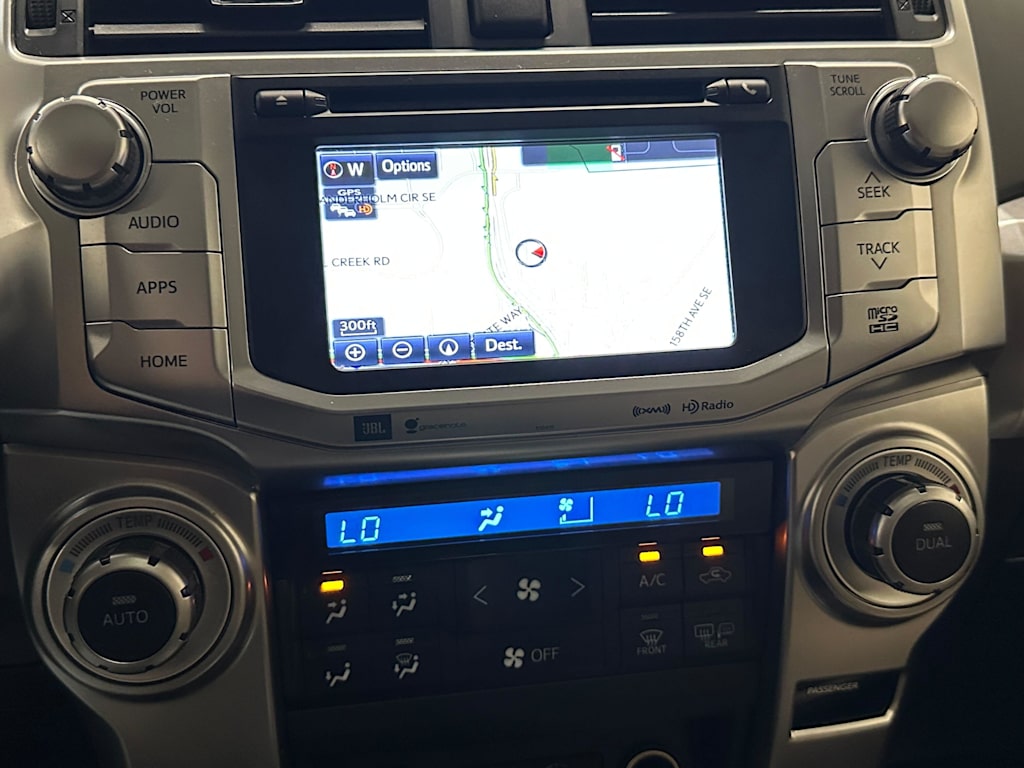 Thumbnail: 2019 Toyota 4Runner - 22