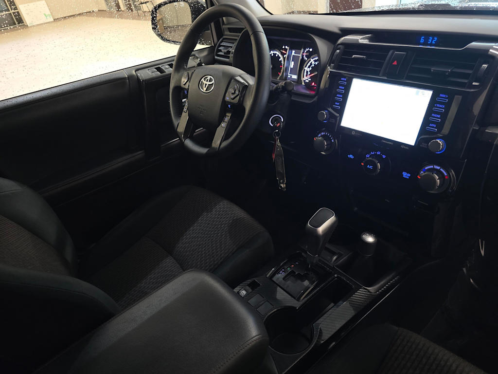 Thumbnail: 2020 Toyota 4Runner - 15