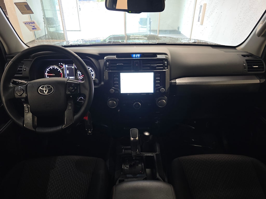 Thumbnail: 2020 Toyota 4Runner - 10
