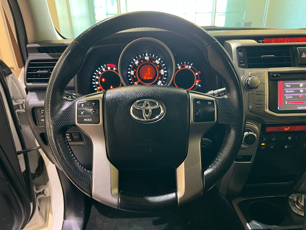 Thumbnail: 2012 Toyota 4Runner - 15