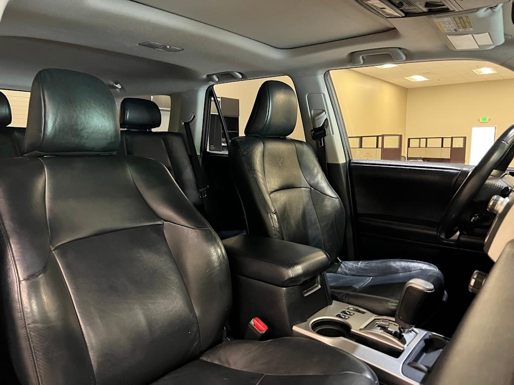 Thumbnail: 2012 Toyota 4Runner - 12