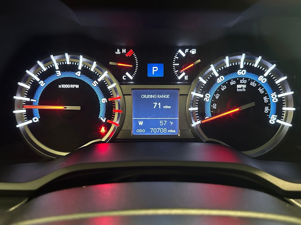 Thumbnail: 2018 Toyota 4Runner - 17