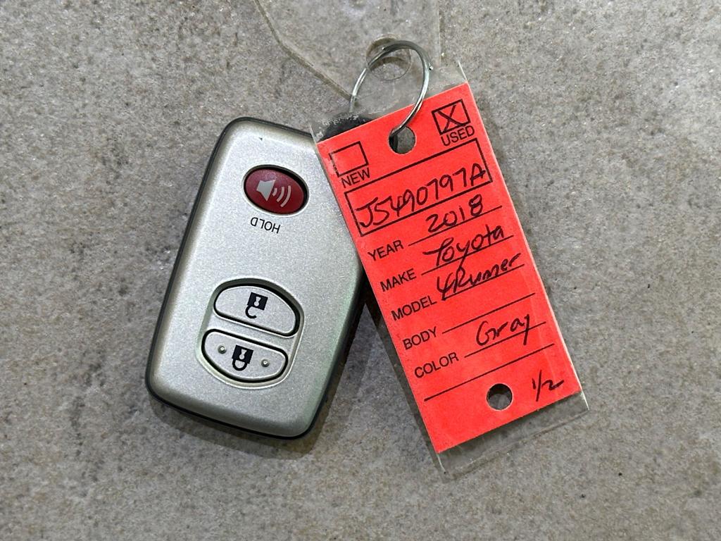 Thumbnail: 2018 Toyota 4Runner - 19