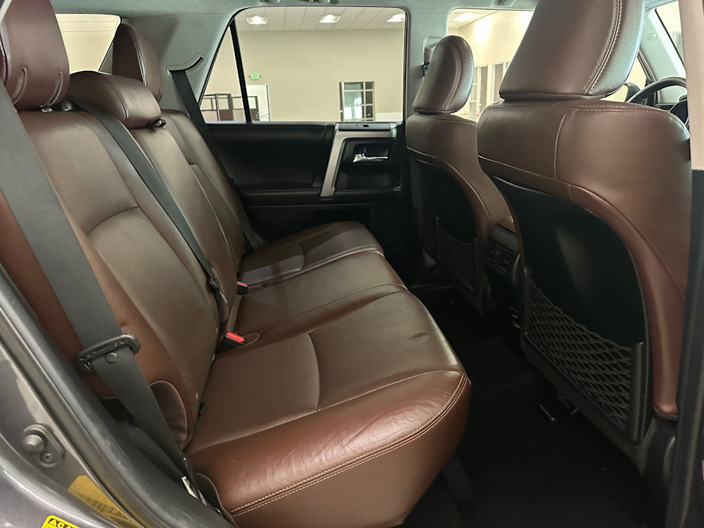 Thumbnail: 2018 Toyota 4Runner - 30