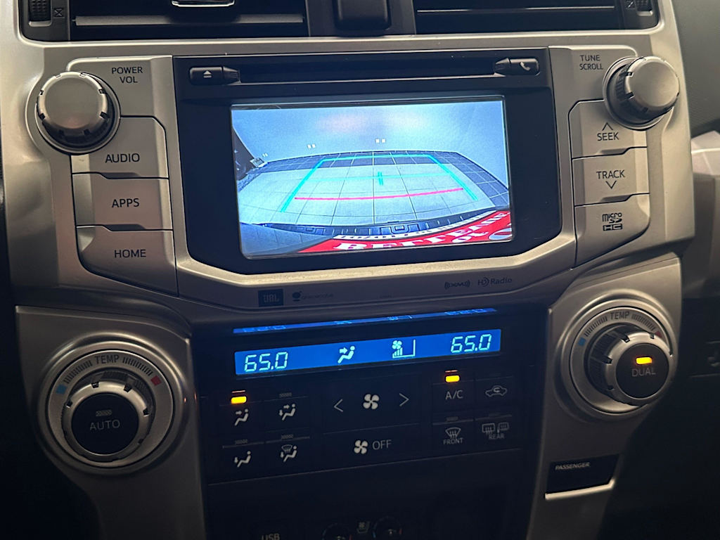 Thumbnail: 2018 Toyota 4Runner - 15