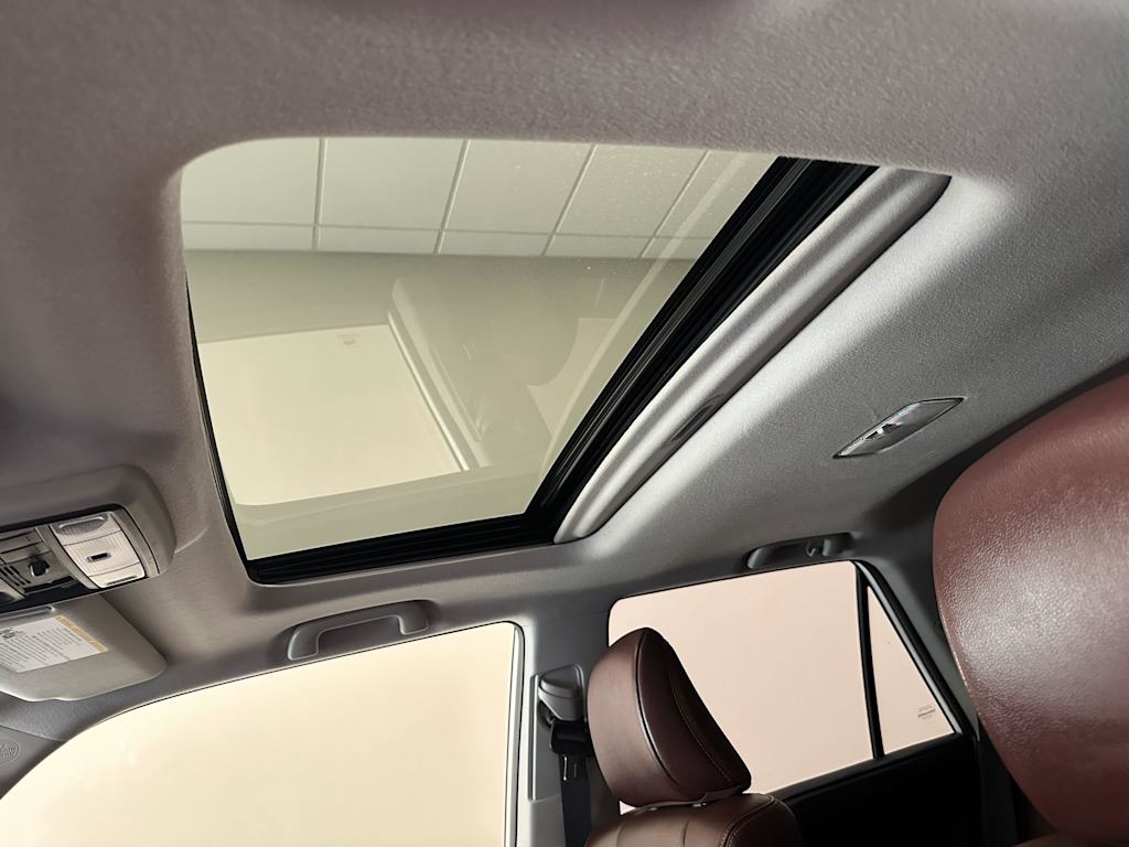 Thumbnail: 2018 Toyota 4Runner - 28