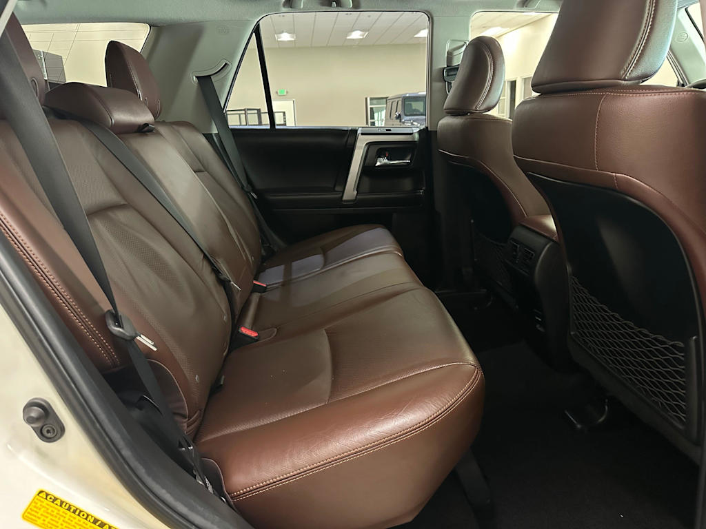 Thumbnail: 2018 Toyota 4Runner - 30