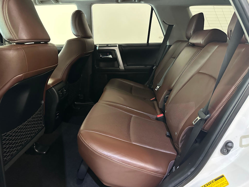 Thumbnail: 2018 Toyota 4Runner - 13