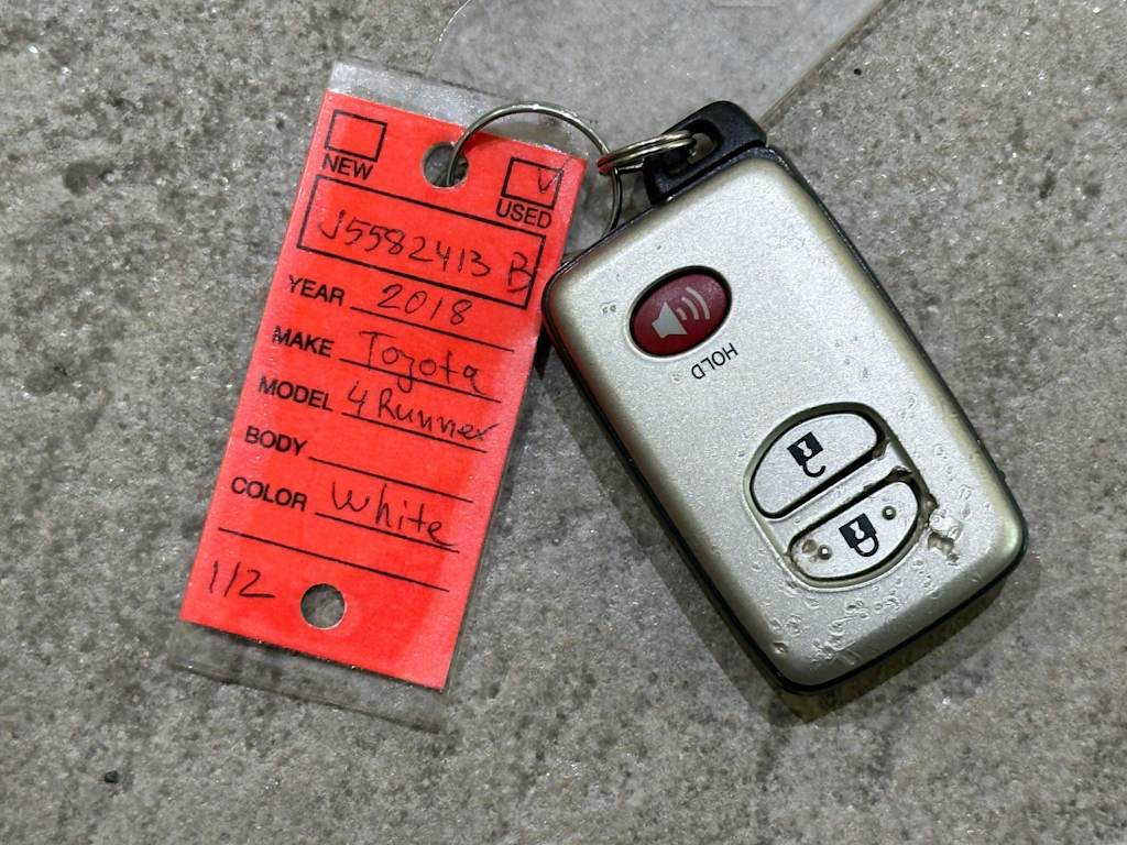 Thumbnail: 2018 Toyota 4Runner - 20