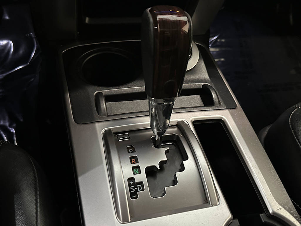 Thumbnail: 2019 Toyota 4Runner - 17