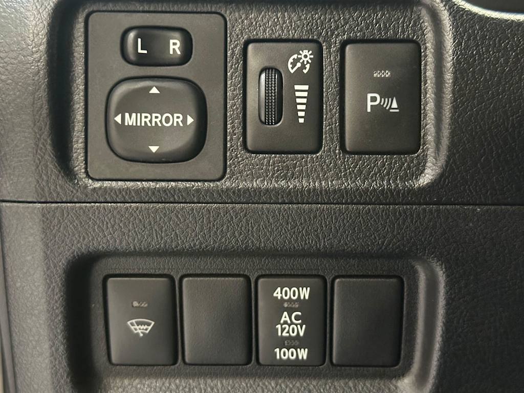Thumbnail: 2019 Toyota 4Runner - 27
