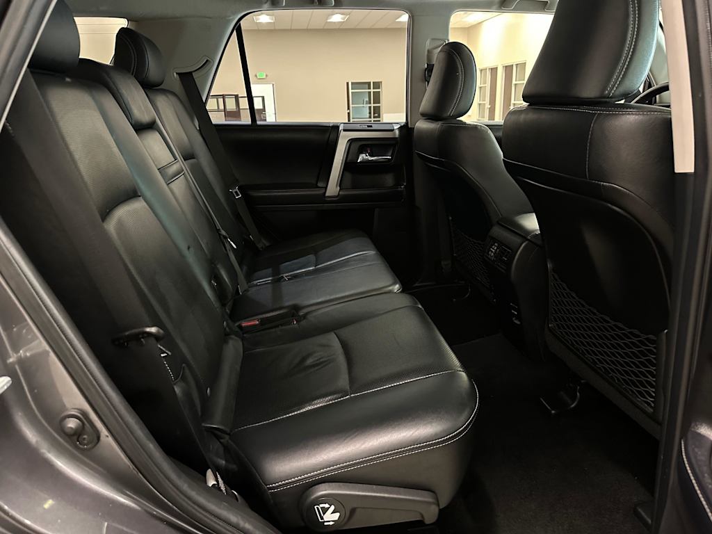 Thumbnail: 2019 Toyota 4Runner - 31