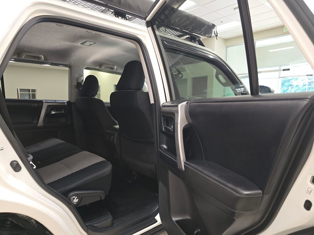 Thumbnail: 2017 Toyota 4Runner - 30