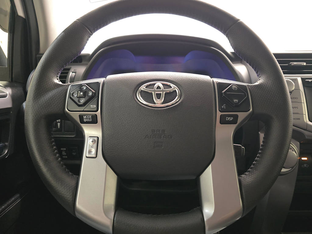 Thumbnail: 2017 Toyota 4Runner - 14