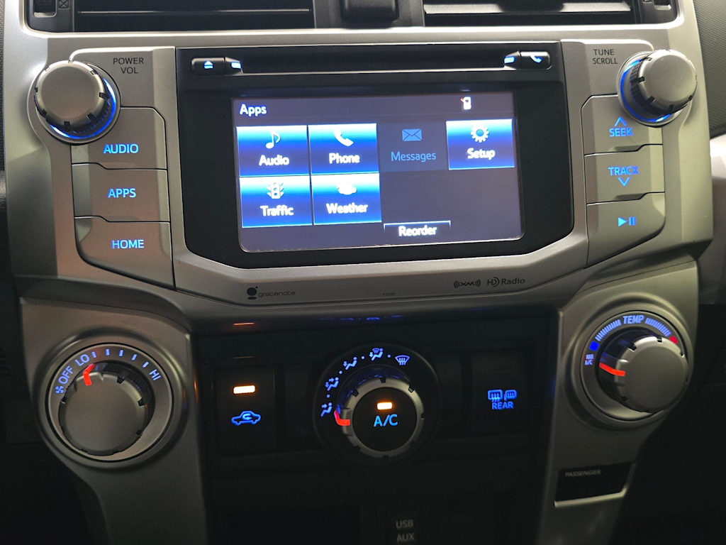 Thumbnail: 2017 Toyota 4Runner - 16