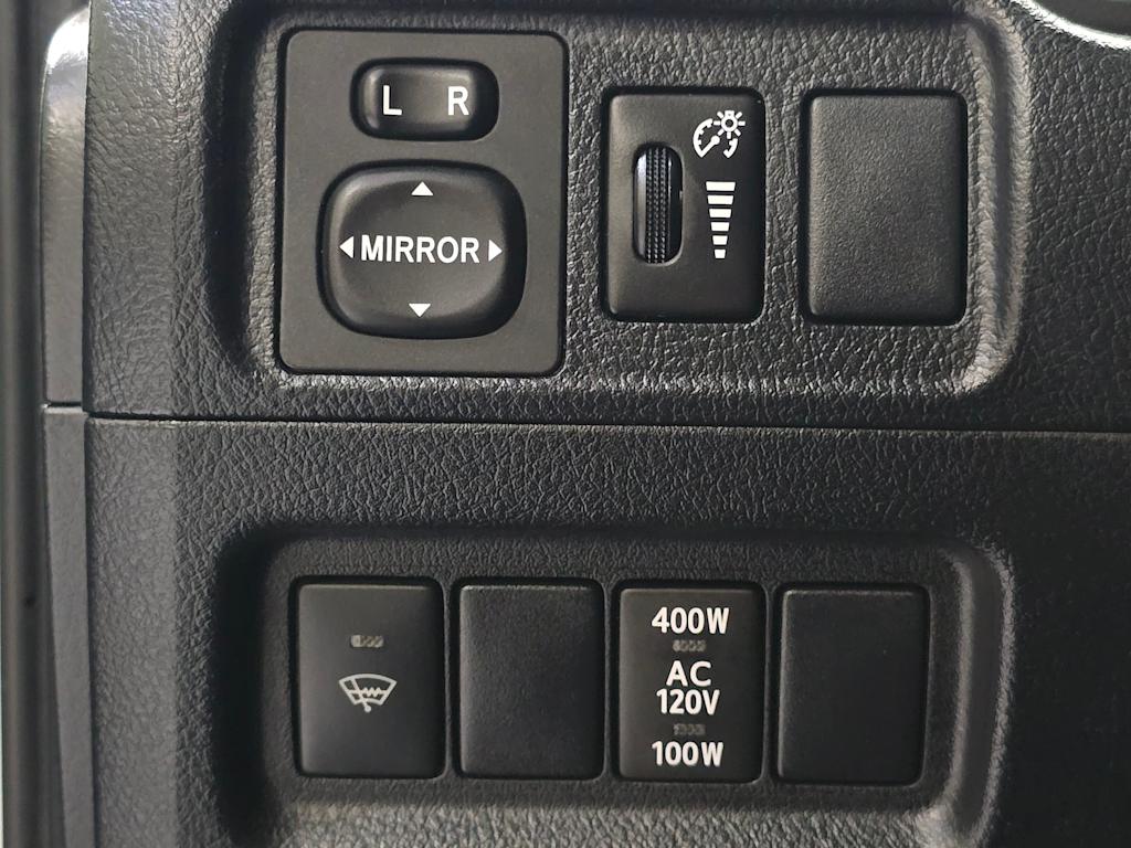 Thumbnail: 2019 Toyota 4Runner - 25