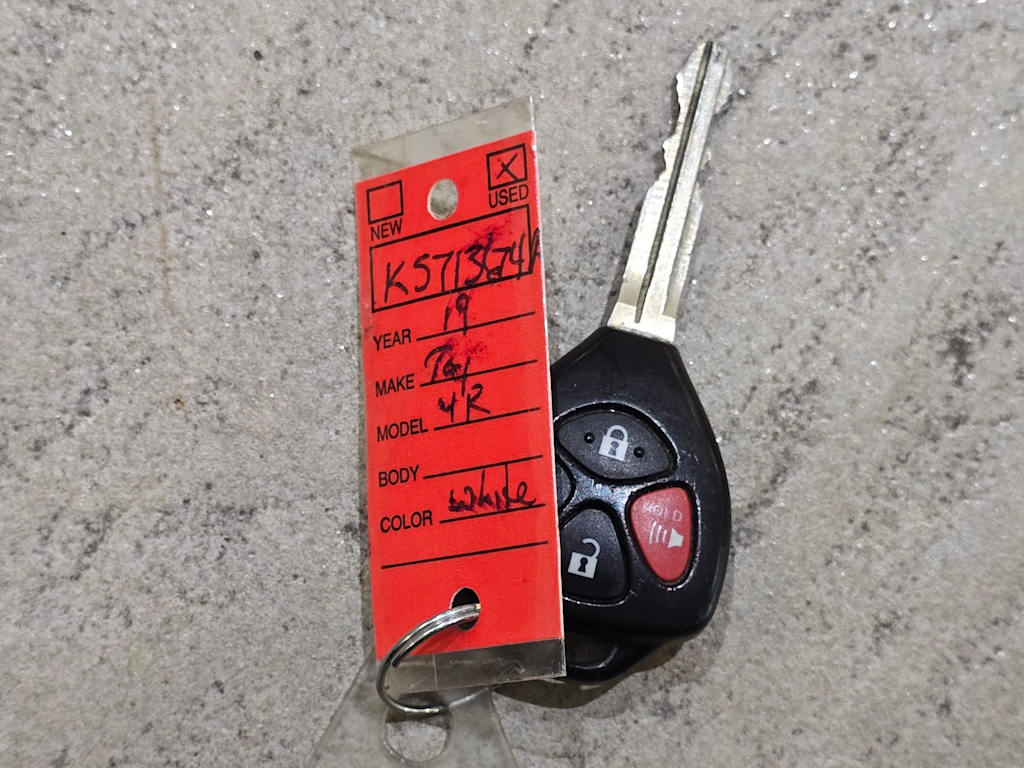 Thumbnail: 2019 Toyota 4Runner - 19