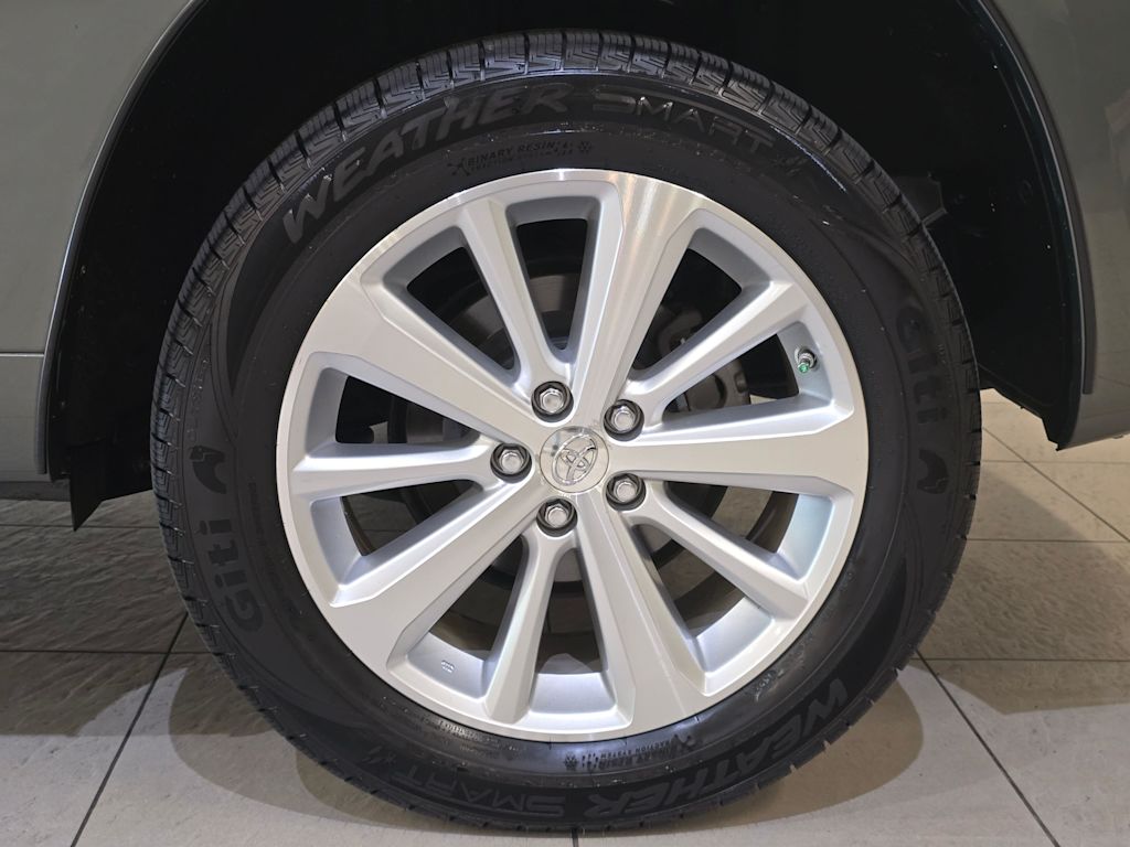 Thumbnail: 2008 Toyota Highlander - 8