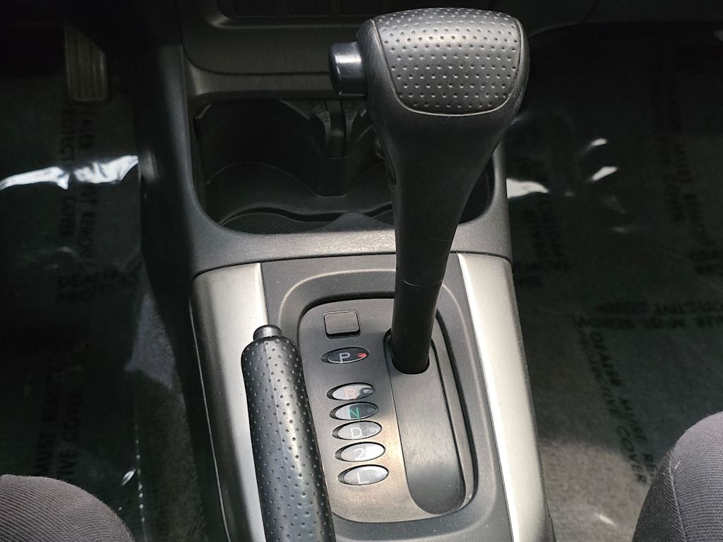 Thumbnail: 2005 Toyota RAV4 - 16