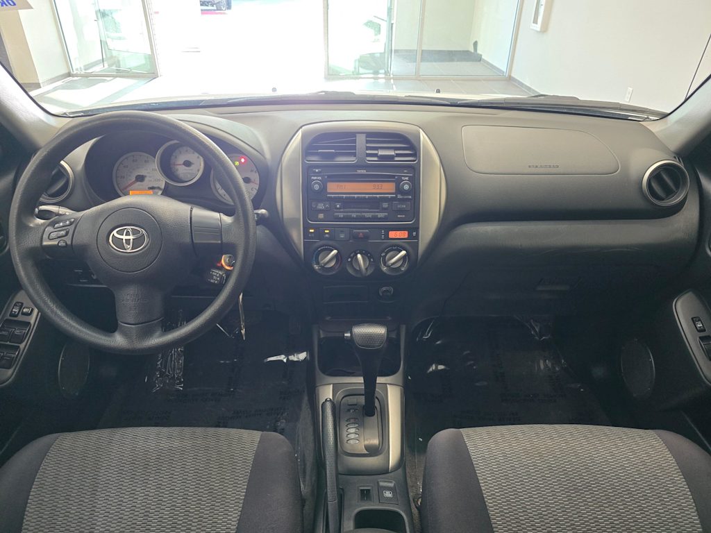 Thumbnail: 2005 Toyota RAV4 - 9