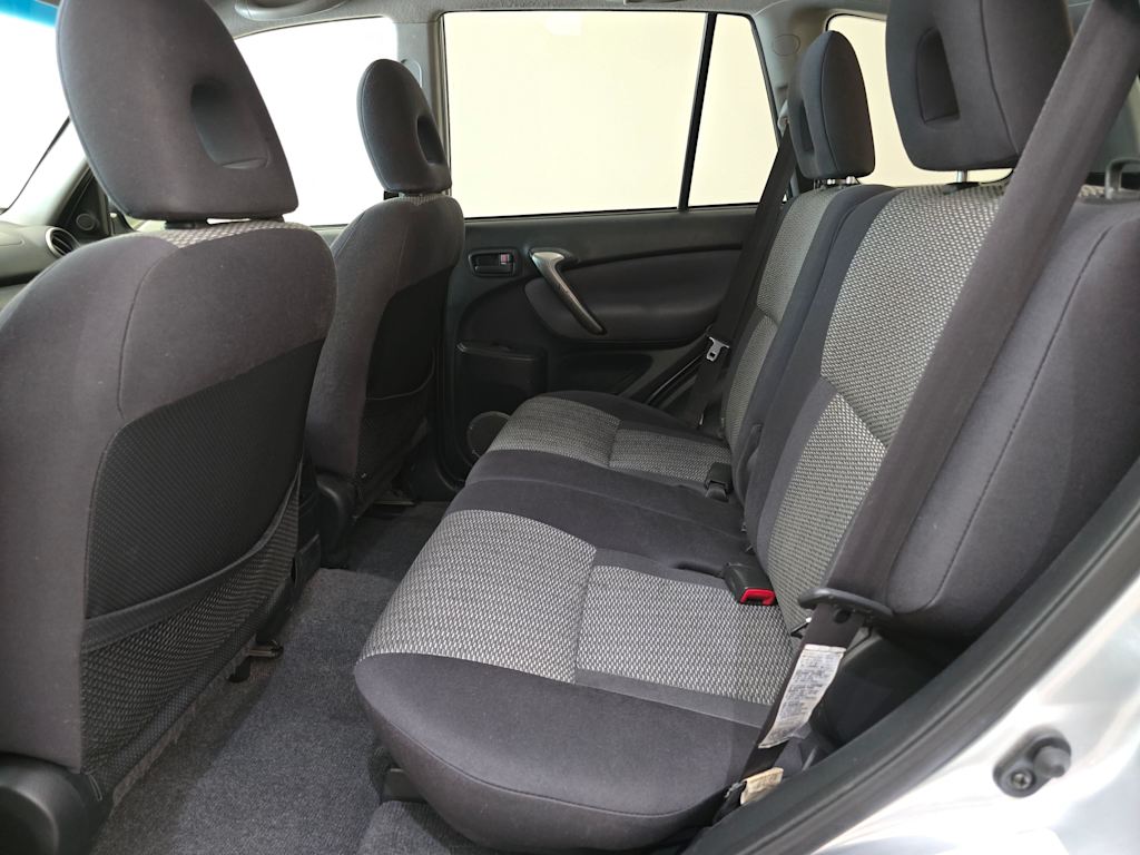 Thumbnail: 2005 Toyota RAV4 - 12