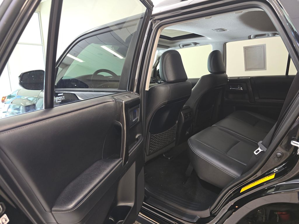 Thumbnail: 2021 Toyota 4Runner - 30