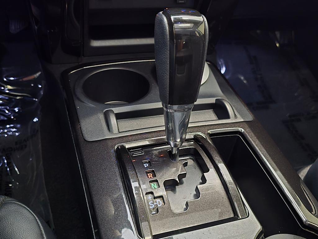 Thumbnail: 2021 Toyota 4Runner - 25