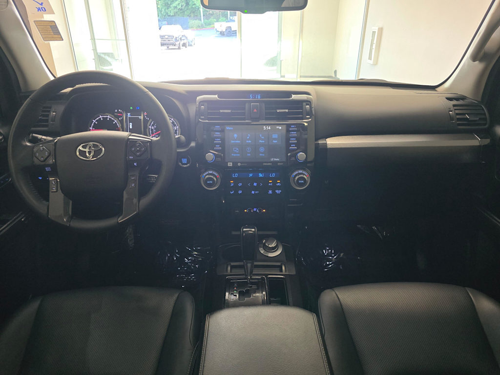 Thumbnail: 2021 Toyota 4Runner - 10
