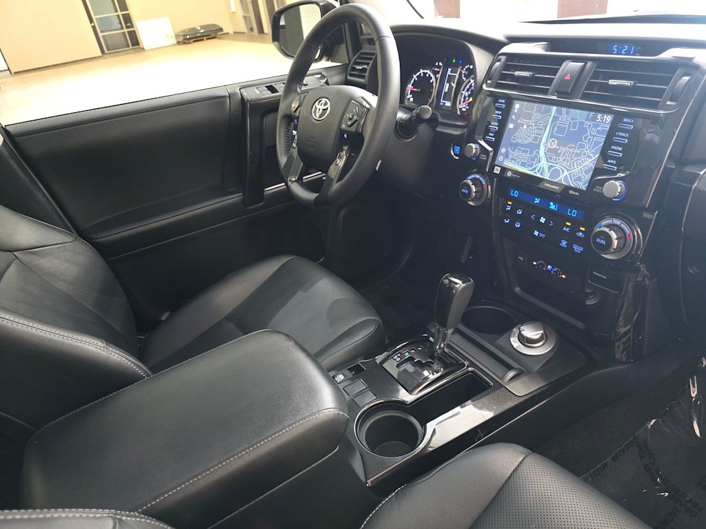 Thumbnail: 2021 Toyota 4Runner - 15