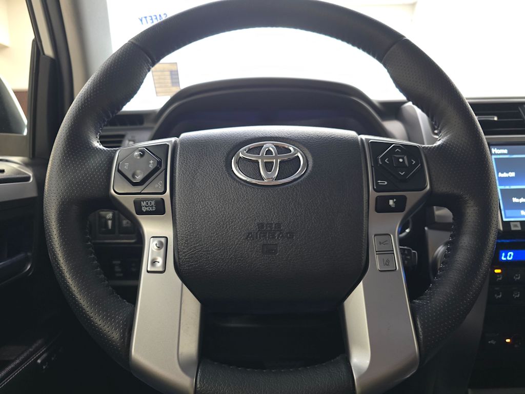 Thumbnail: 2023 Toyota 4Runner - 13