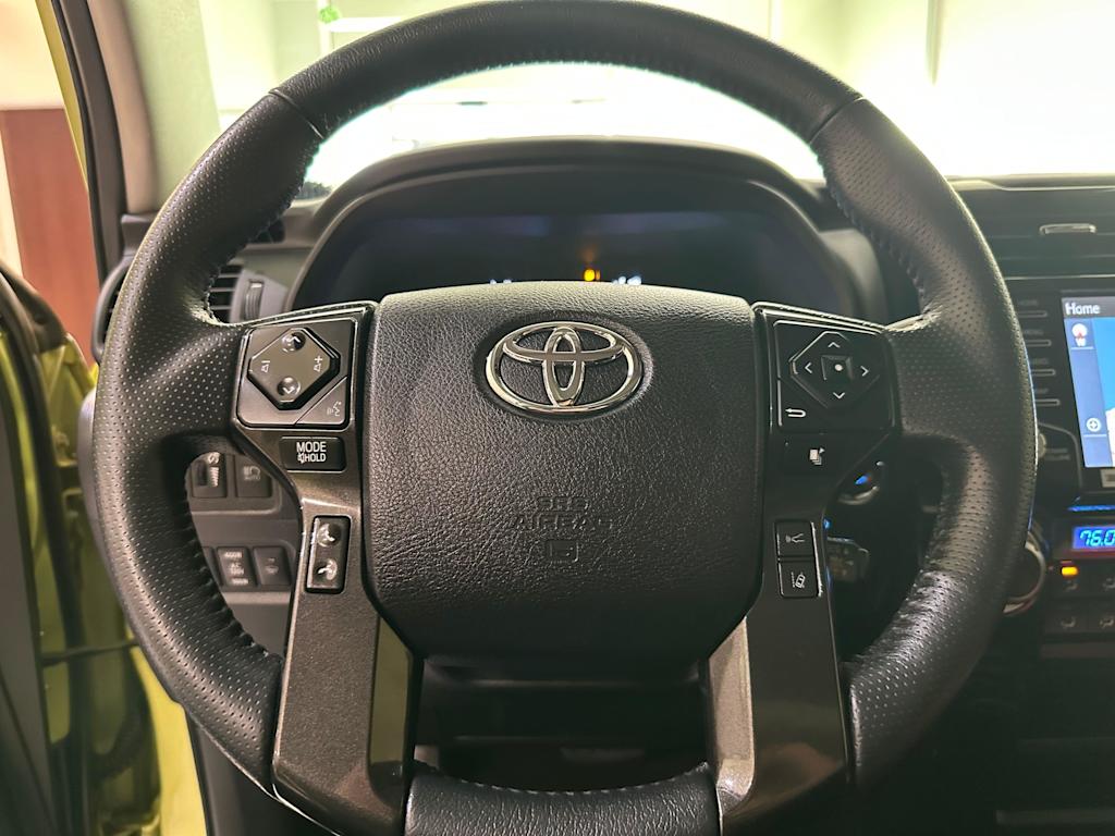 Thumbnail: 2022 Toyota 4Runner - 14