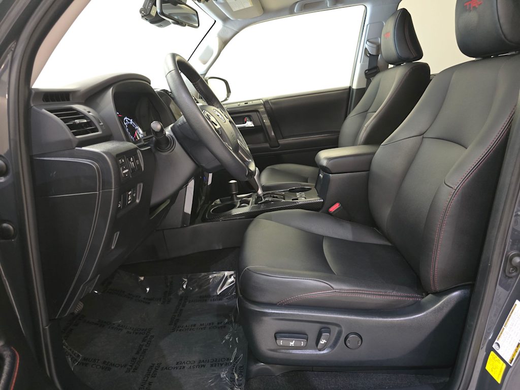 2024 Toyota 4Runner TRD Pro - Photo 11