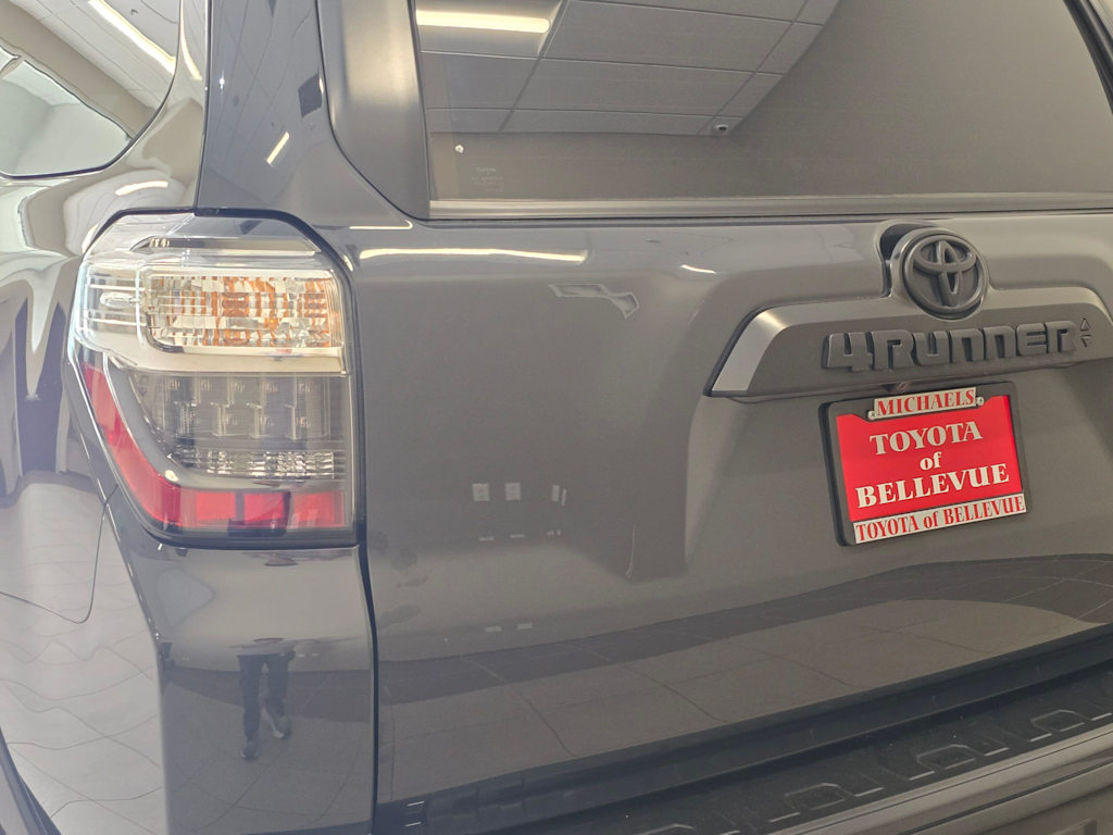 Thumbnail: 2024 Toyota 4Runner - 21