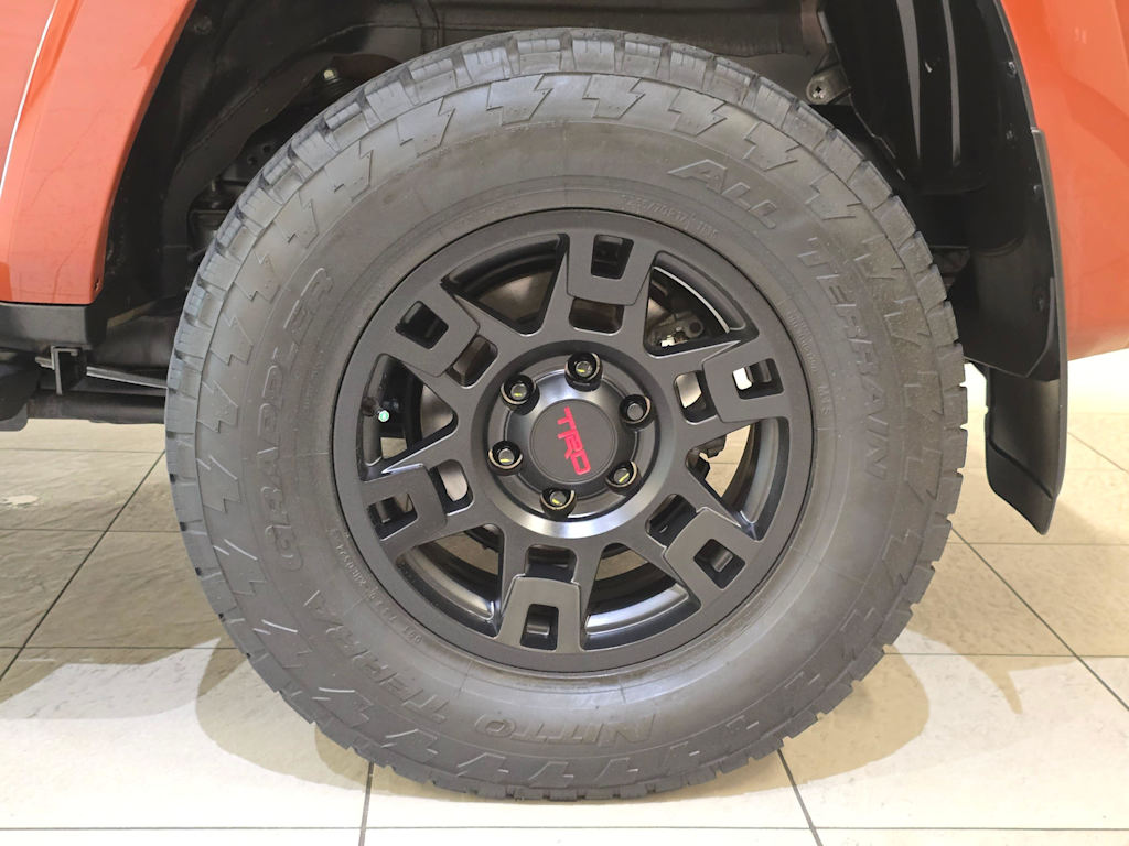 Thumbnail: 2024 Toyota 4Runner - 8