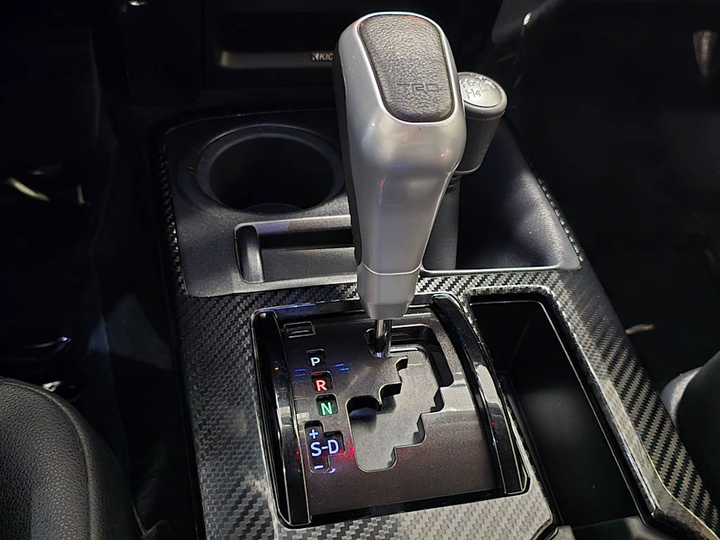 Thumbnail: 2021 Toyota 4Runner - 17