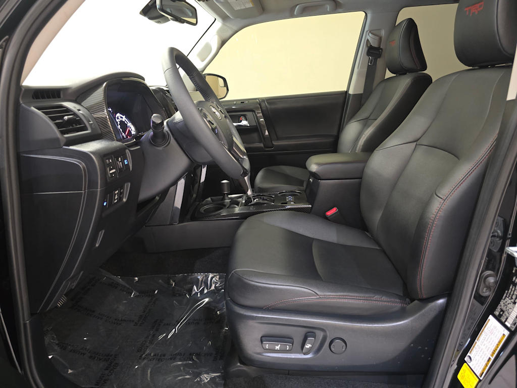 Thumbnail: 2021 Toyota 4Runner - 11