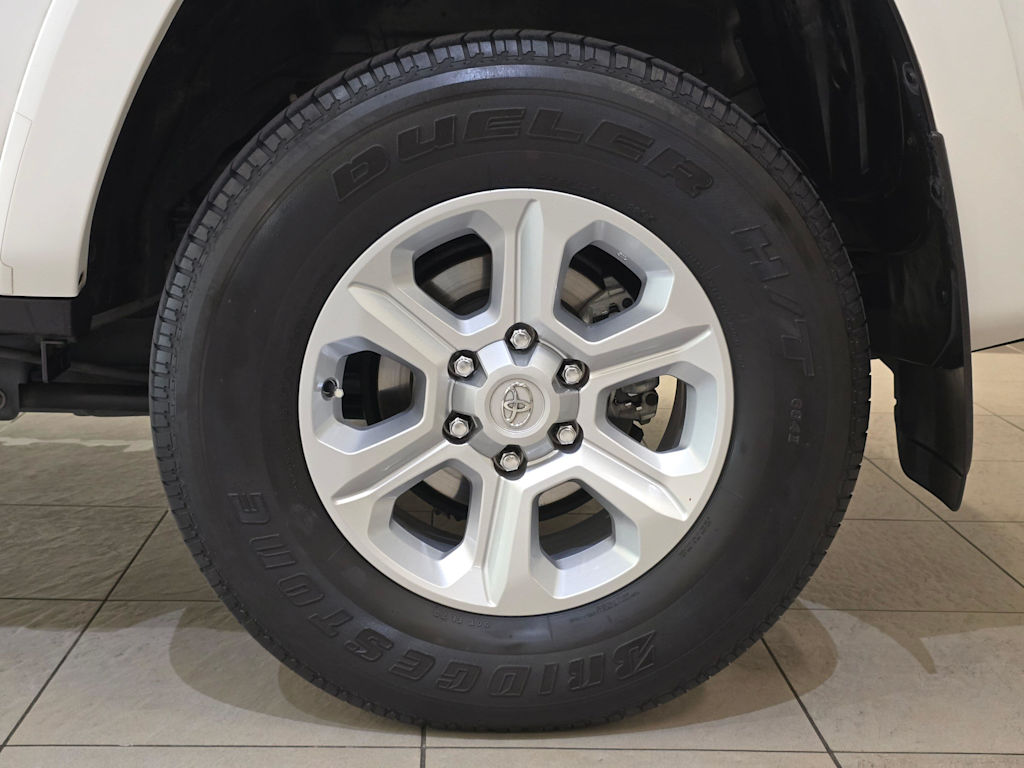 Thumbnail: 2022 Toyota 4Runner - 8