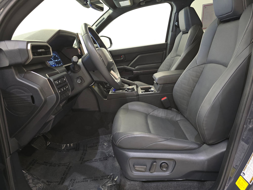 Thumbnail: 2025 Toyota 4Runner - 11