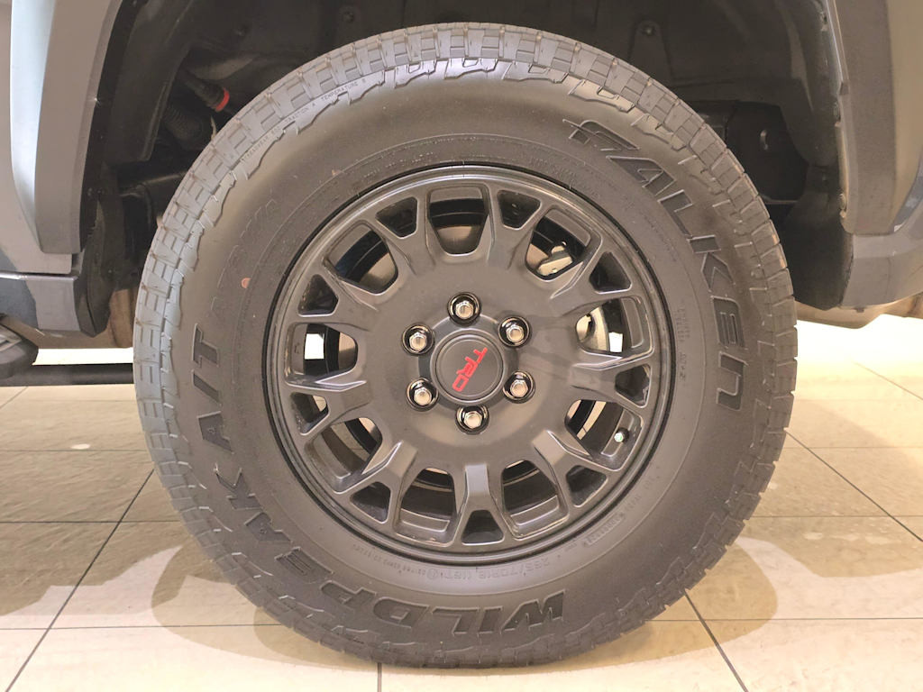 Thumbnail: 2025 Toyota 4Runner - 8