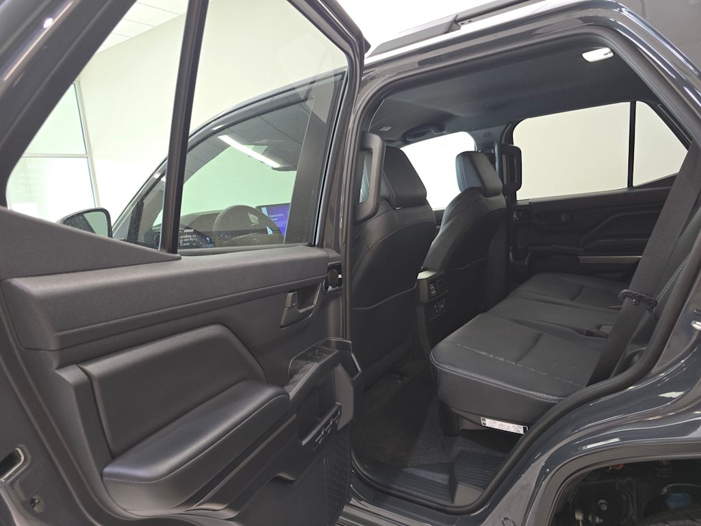 Thumbnail: 2025 Toyota 4Runner - 28