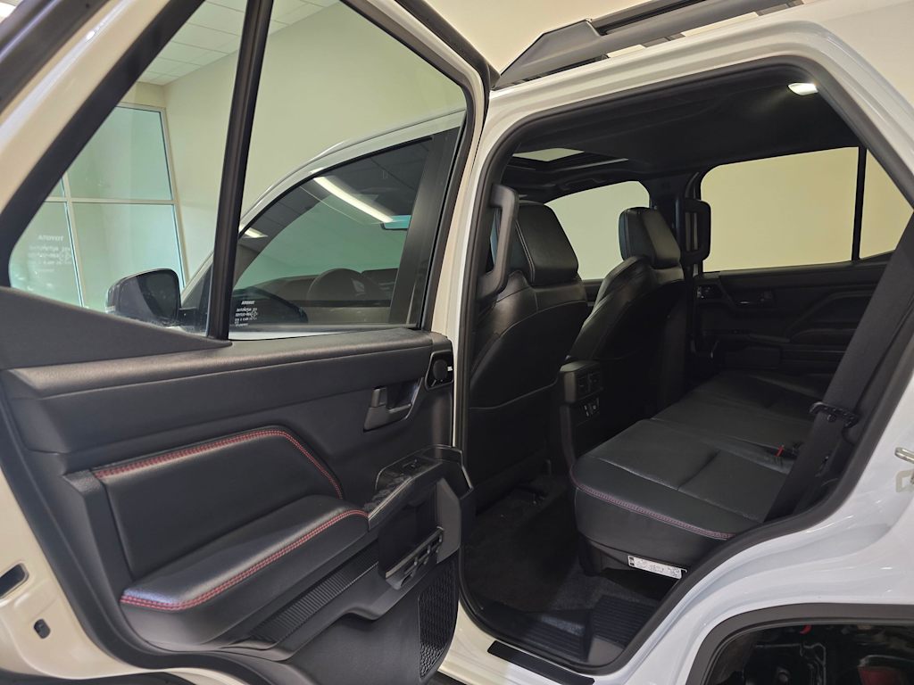 Thumbnail: 2025 Toyota 4Runner - 28