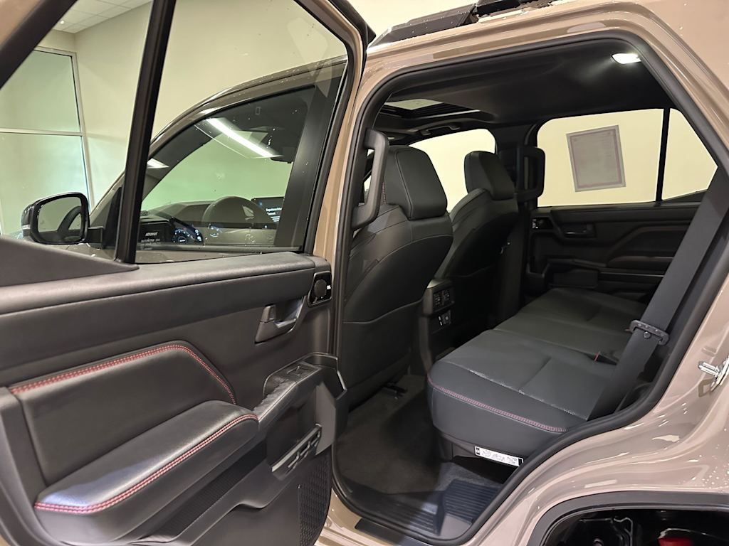 Thumbnail: 2025 Toyota 4Runner - 29