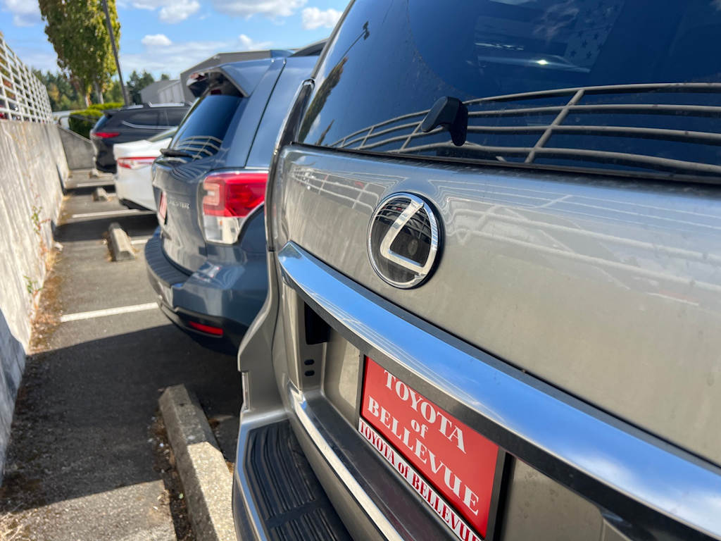 Thumbnail: 2023 Lexus GX - 2